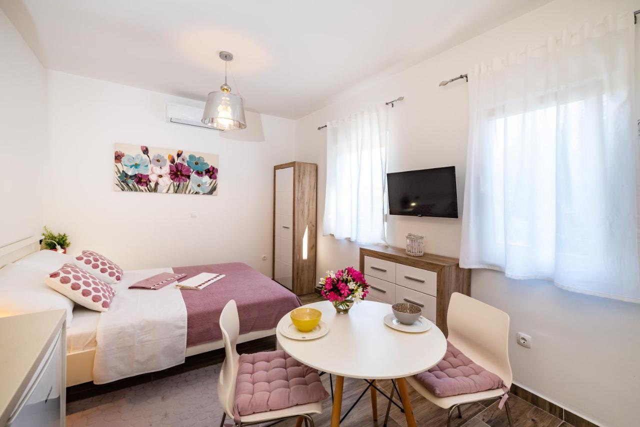 Studio apartment Gina Zara Esterno foto